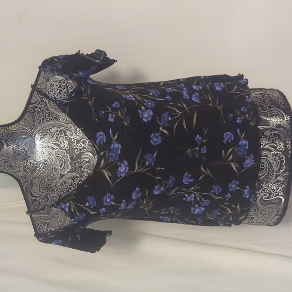 ✨50% OFF✨ American Eagle floral cold shoulder top - Picture 5 of 8